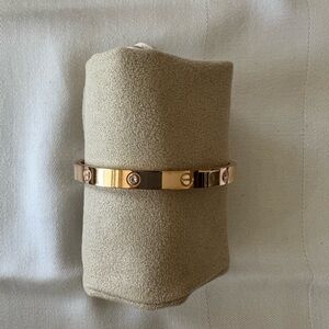 Elegant Rose Gold Bracelet